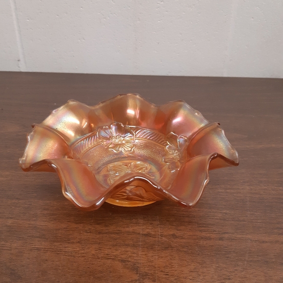 Vintage Carnival Glass Snack Bowl - Picture 5 of 5